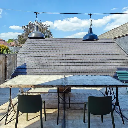 Les Camuches De La Fonderie Апартаменты *